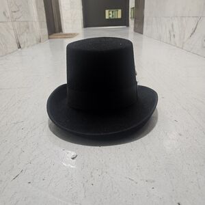 Ferrecci USA Elegant Top Hat - Black...Small